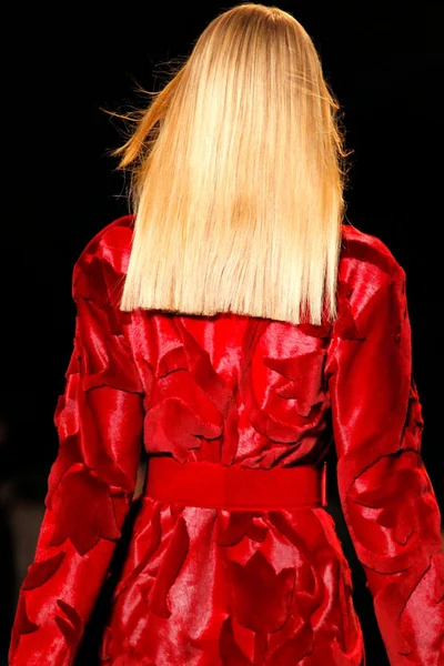 Look 29